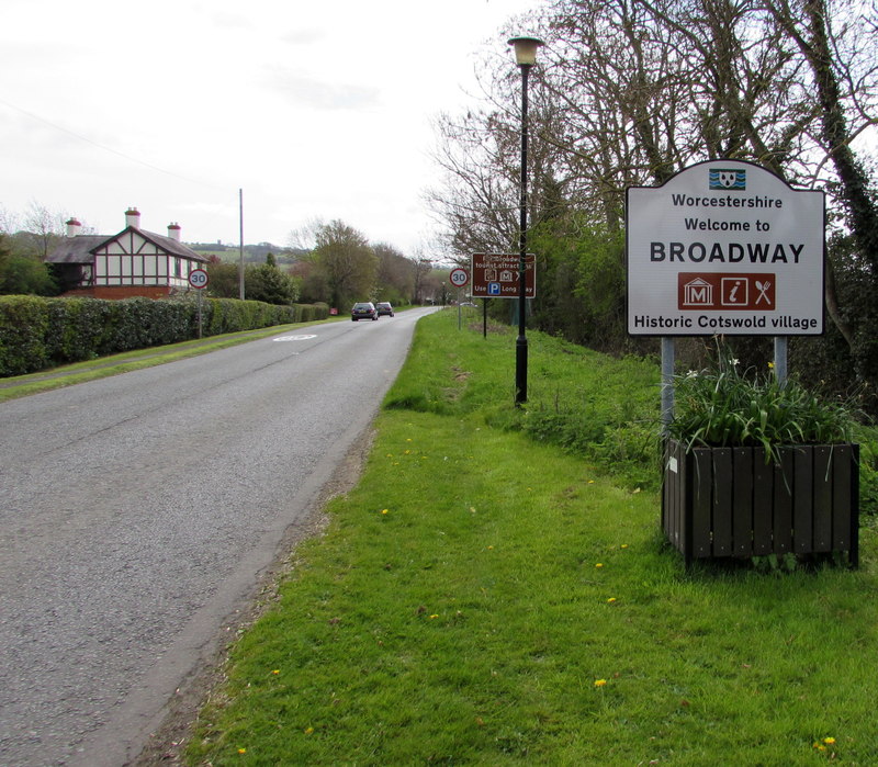 Cotswolds village Broadway — UK countryside